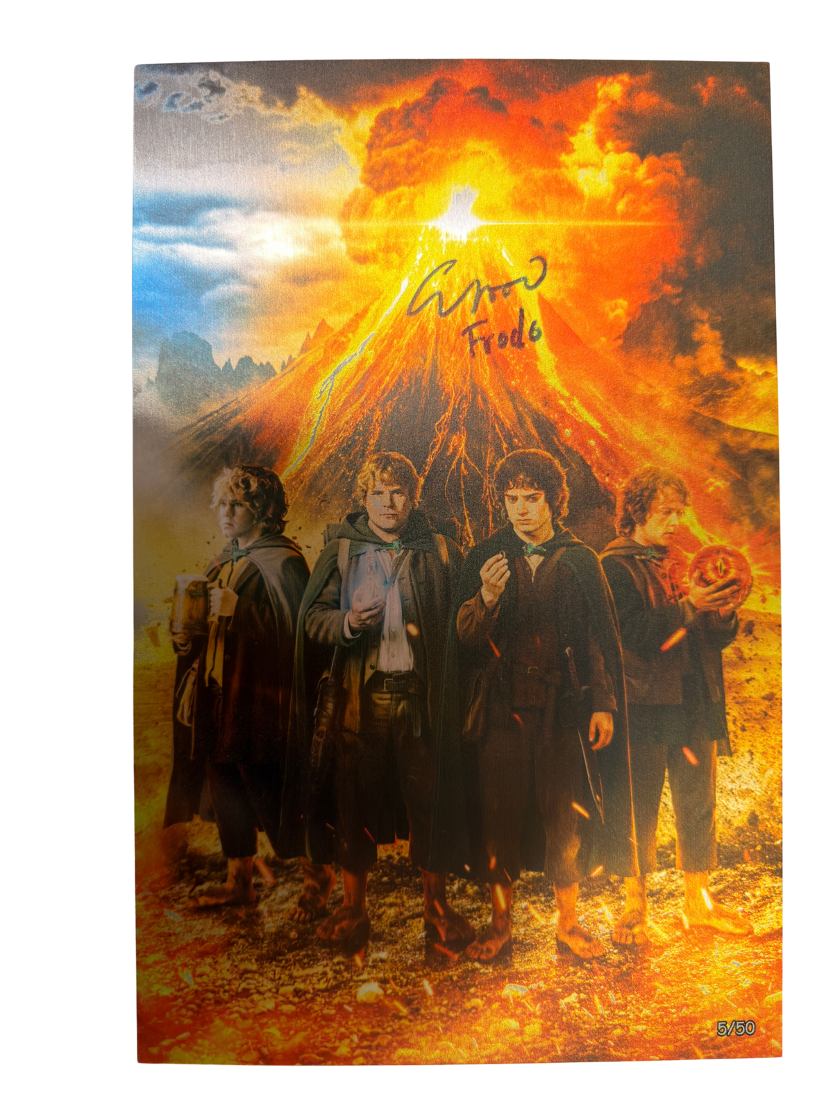 Fan Expo Chicago Lord of the Rings Exclusive Signed by Elijah Wood - FURYCOMIX