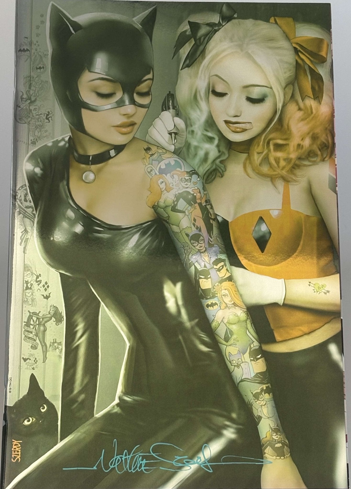 [Signed by Nathan Szerdy] [FOIL] HARLEY QUINN 31 NATHAN SZERDY (616) EXCLUSIVE CATWOMAN TATTOO FOIL VIRGIN VAR [IN STOCK] - FURYCOMIX