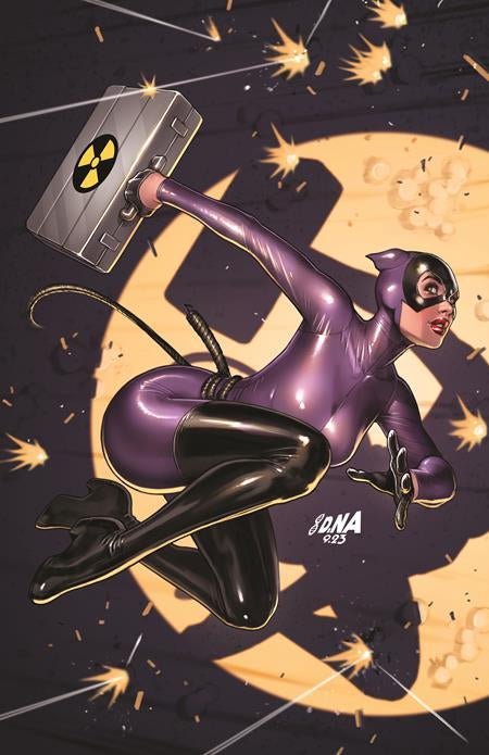 CATWOMAN #61 CVR A DAVID NAKAYAMA - FURYCOMIX